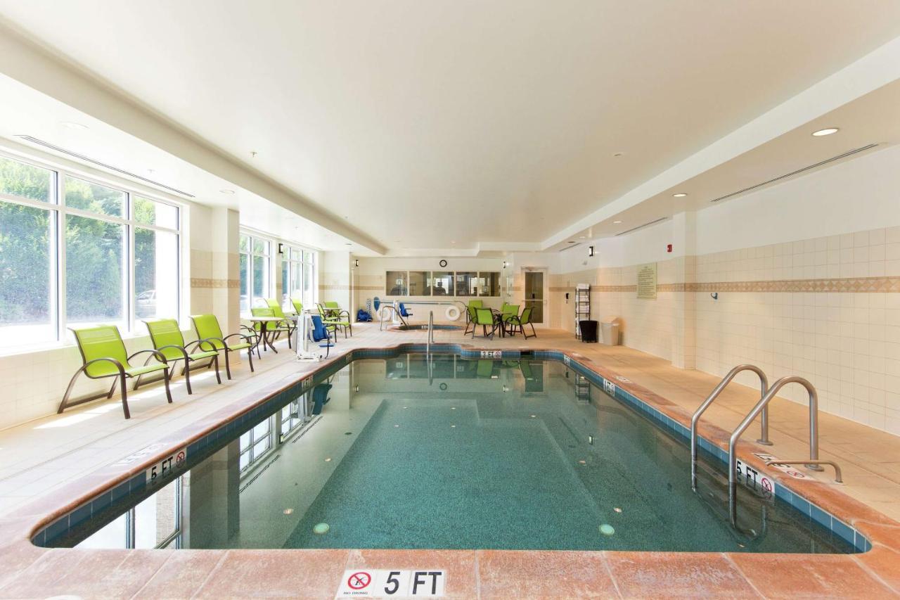 Hilton Garden Inn Winchester Exterior foto