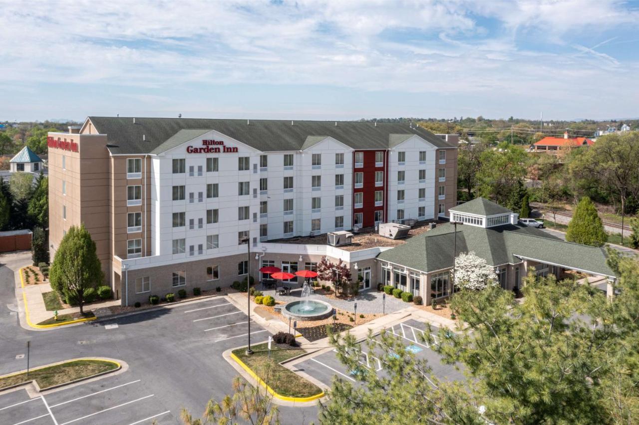 Hilton Garden Inn Winchester Exterior foto