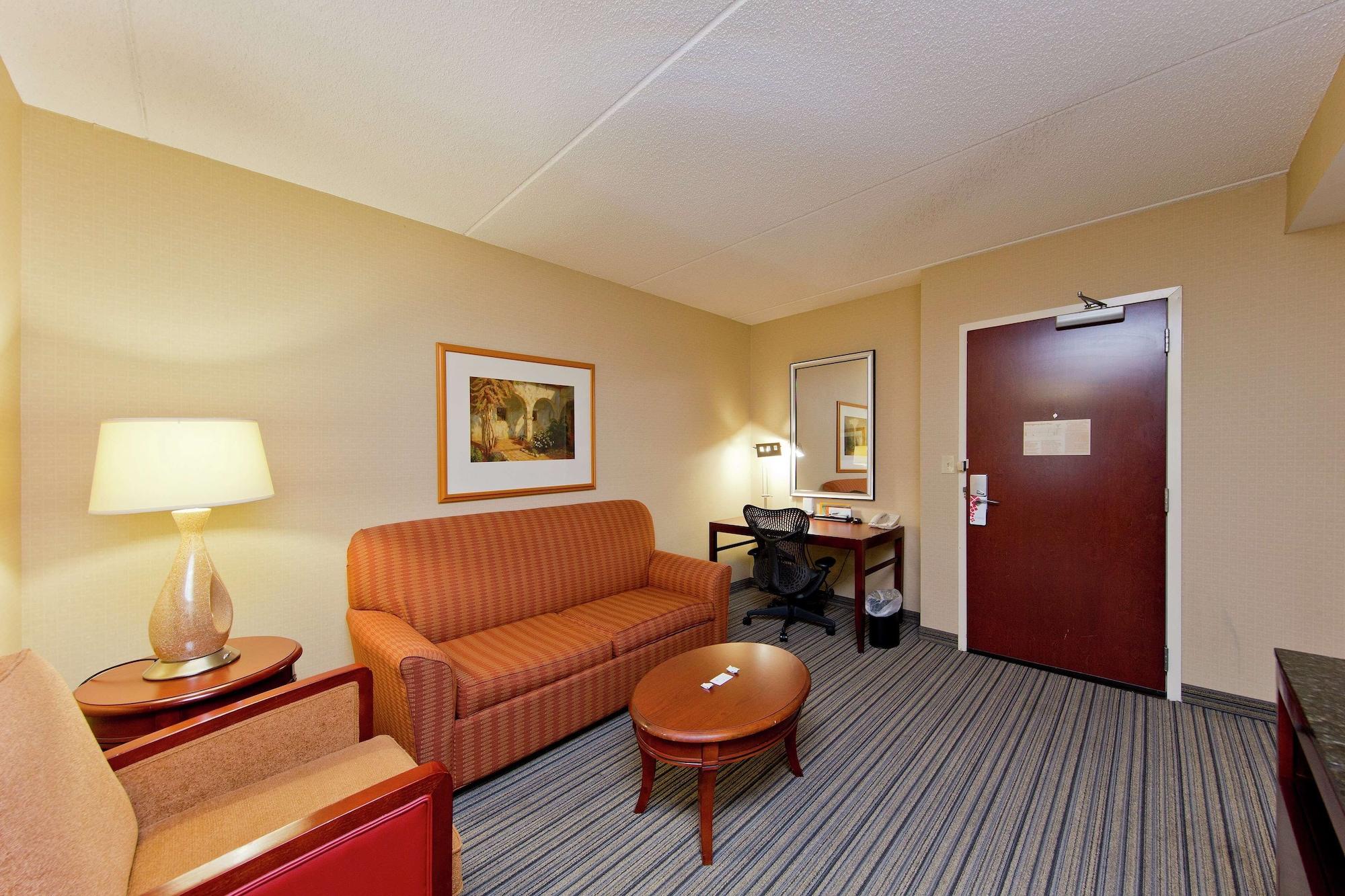 Hilton Garden Inn Winchester Exterior foto