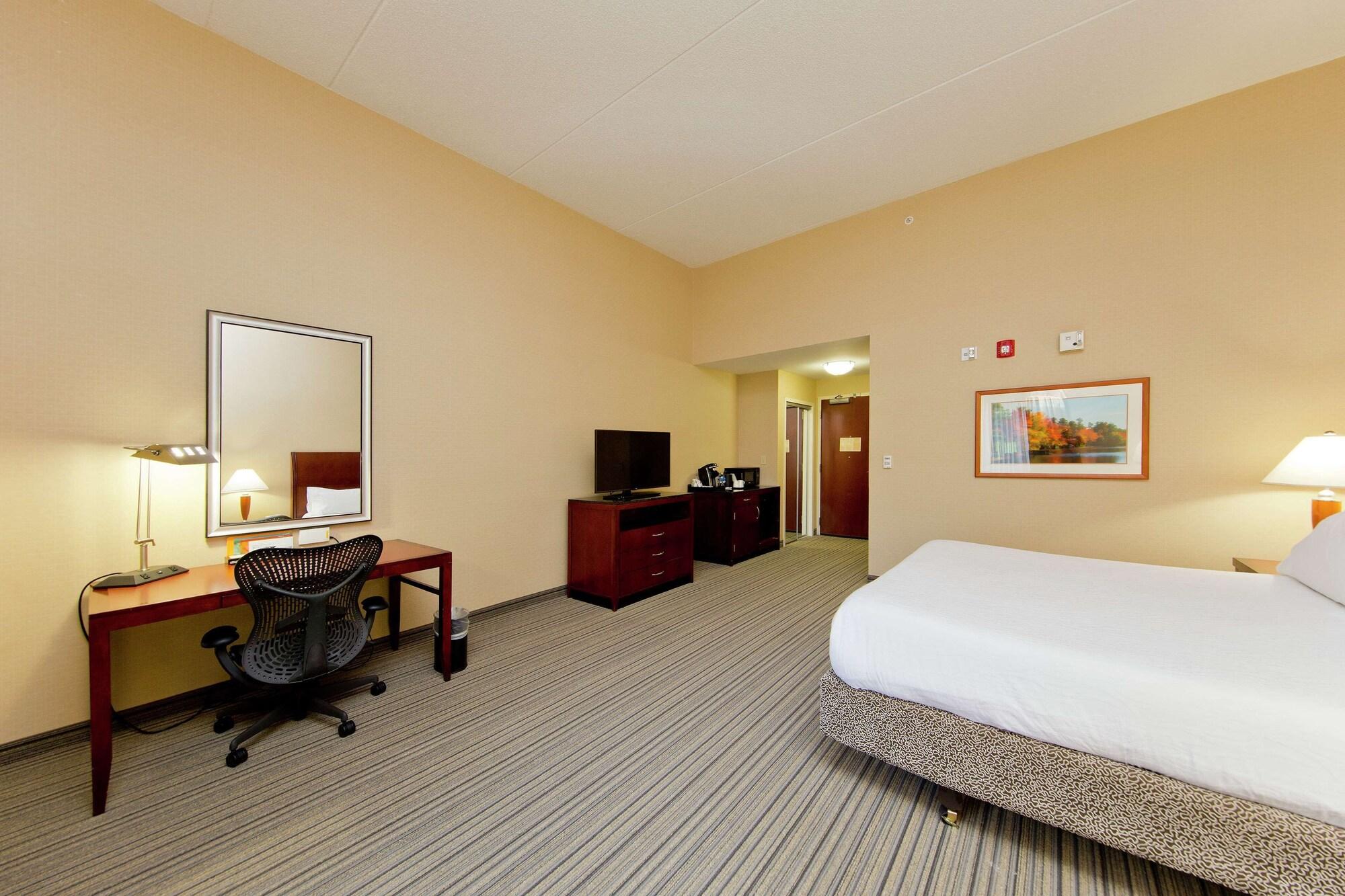 Hilton Garden Inn Winchester Exterior foto